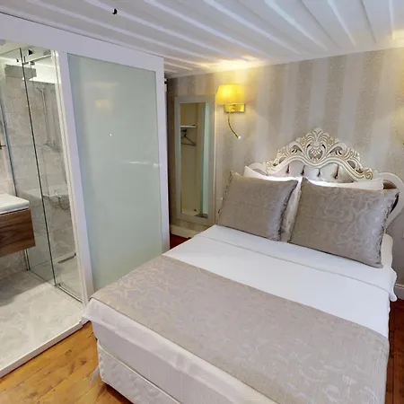 1207 Special Class Αττάλεια